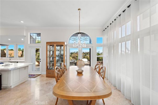 Chandelier, Dining room, Interior, Pendant Lights, Recessed Lighting