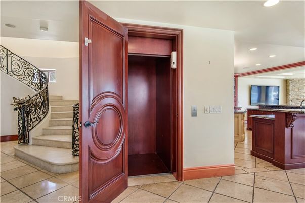 Elevator, Interior, Recessed Lighting