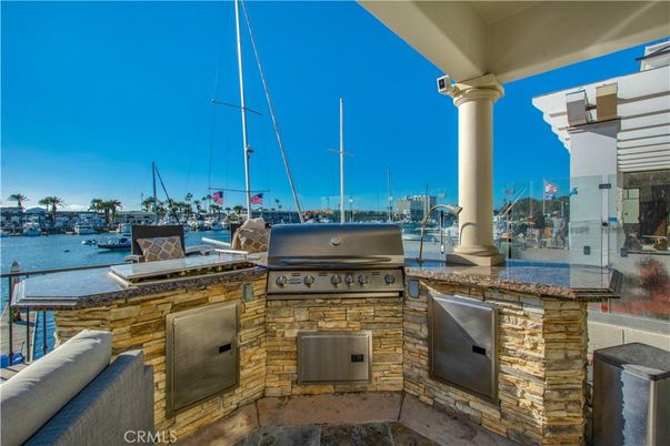 Exterior, Water