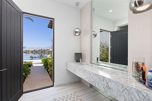 Bathroom, Interior, Pendant Lights, Recessed Lighting