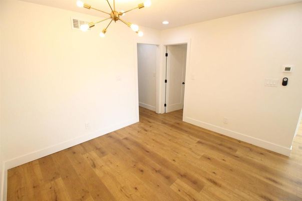 Empty room, Interior, Pendant Lights, Recessed Lighting, Wood Texture Flooring