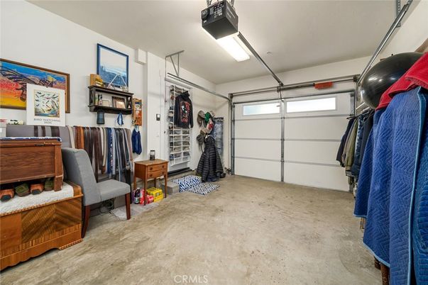 Garage, Interior