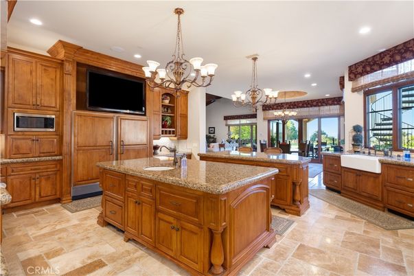 Chandelier, Dining room, Interior, Kitchen, Recessed Lighting