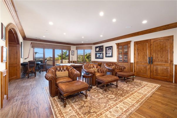 Billiard Table, Game Room, Interior, Living room, Recessed Lighting, Wood Texture Flooring