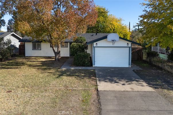 Backyard, Detached Garage, Exterior