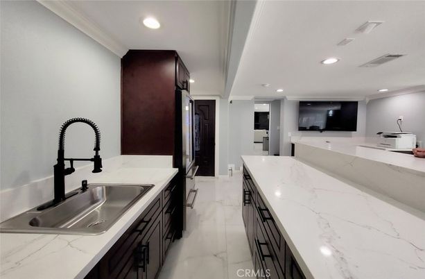 Interior, Kitchen, Marble, Recessed Lighting