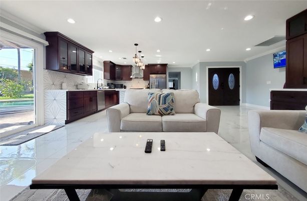 Interior, Kitchen, Living room, Marble, Pendant Lights, Recessed Lighting, Stainless Steel Appliances