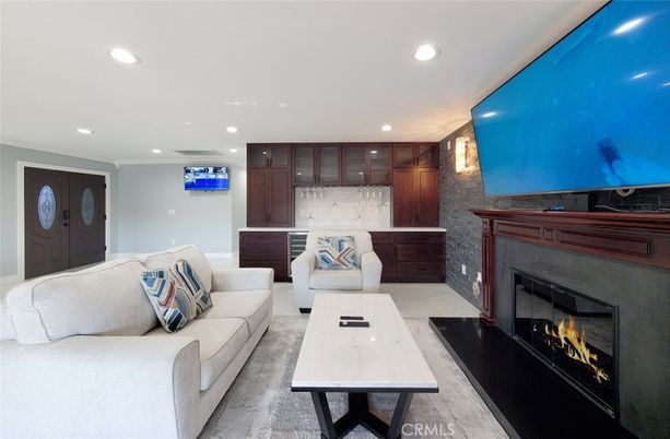Fireplace, Interior, Living room, Recessed Lighting