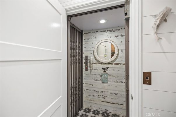 Elevator, Interior, Recessed Lighting