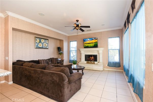 Fireplace, Interior, Living room