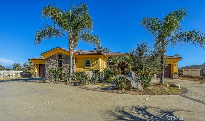 Attached, Backyard, Exterior, Facade, Mediterranean