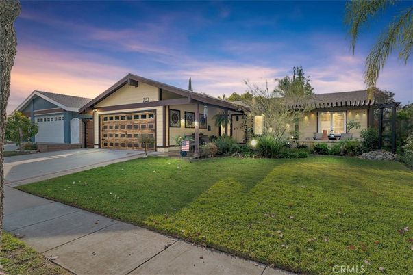 Attached, Backyard, Exterior, Facade, Ranch