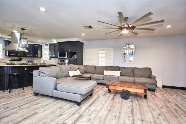 Interior, Kitchen, Living room, Pendant Lights, Recessed Lighting, Stainless Steel Appliances, Wood Texture Flooring