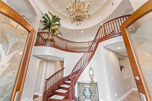Chandelier, Interior, Recessed Lighting