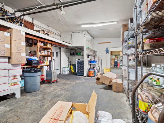 Garage, Interior