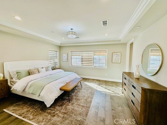 Bedroom, Interior, Recessed Lighting, Wood Texture Flooring