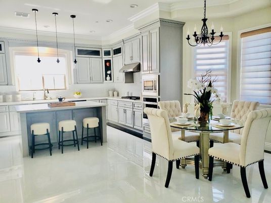 Chandelier, Dining room, Interior, Kitchen, Pendant Lights, Recessed Lighting, Stainless Steel Appliances
