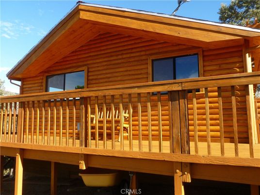 Exterior, Facade, Log Home
