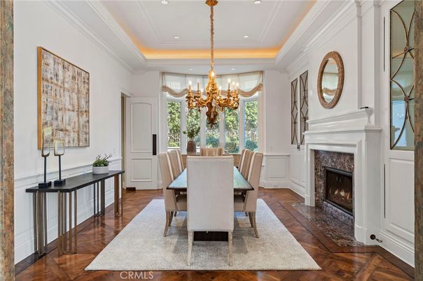 Chandelier, Dining room, Fireplace, Interior, Recessed Lighting, Wood Texture Flooring