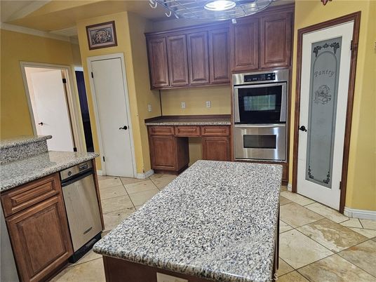 Interior, Kitchen, Stainless Steel Appliances