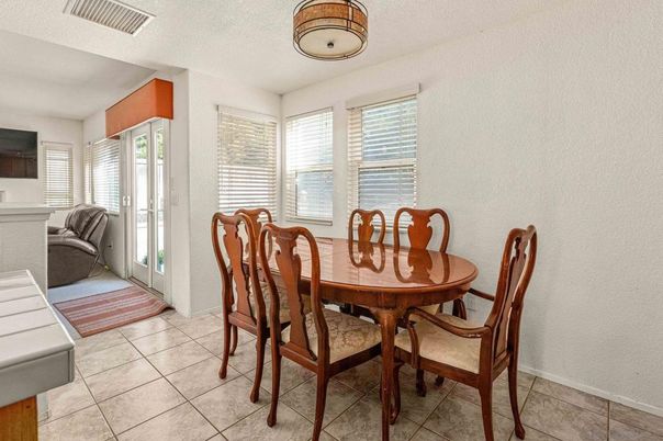 Dining room, Interior