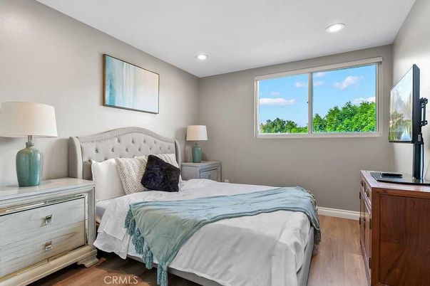 Bedroom, Interior, Recessed Lighting, Wood Texture Flooring