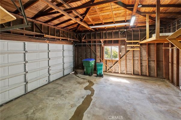 Garage, Interior, Wooden Beams, Wooden Ceilings