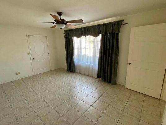 Empty room, Interior, Marble