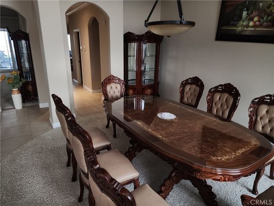 Dining room, Interior