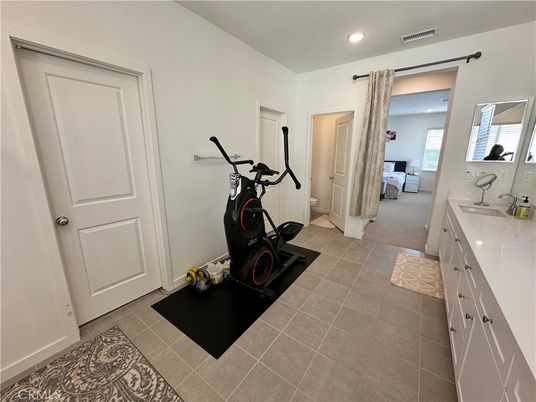 Fitness Equipment, Interior, Recessed Lighting