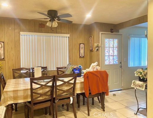 Dining room, Interior, Recessed Lighting, Wooden Walls