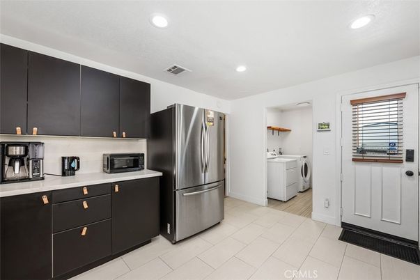Interior, Recessed Lighting, Washer