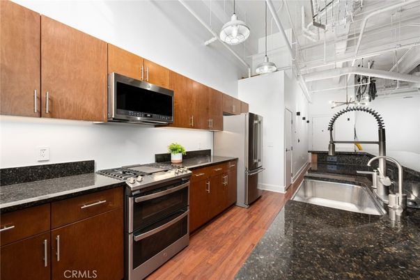 Interior, Kitchen, Pendant Lights, Wood Texture Flooring