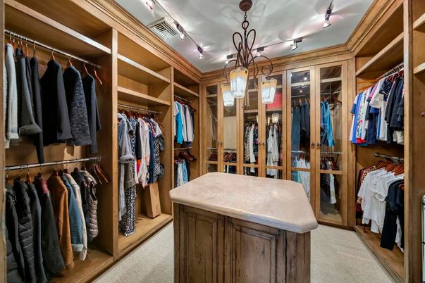 Interior, Pendant Lights, Walk-in Closets
