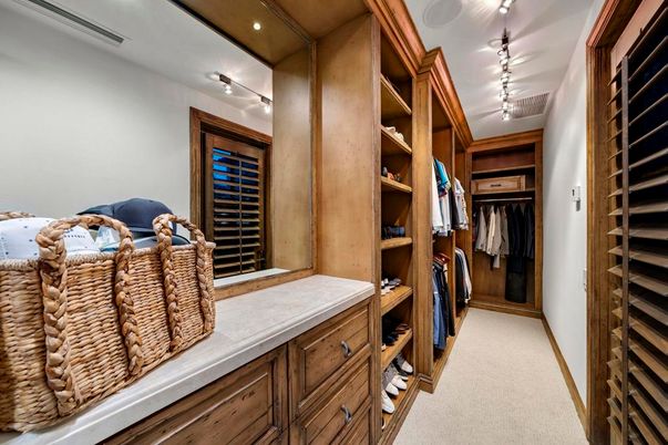 Interior, Walk-in Closets
