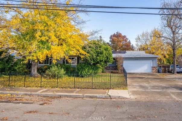 Attached, Detached Garage, Exterior, Facade, None