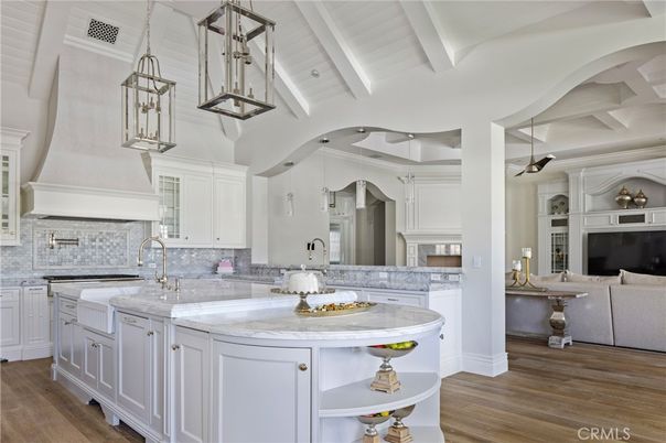 Interior, Kitchen, Pendant Lights, Wood Texture Flooring