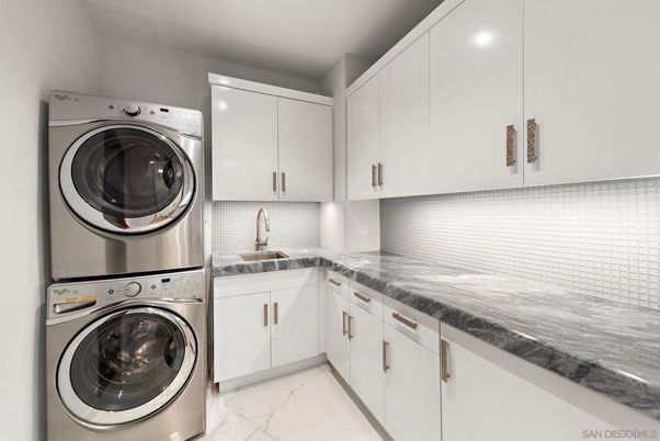 Interior, Marble, Utility Closets, Washer