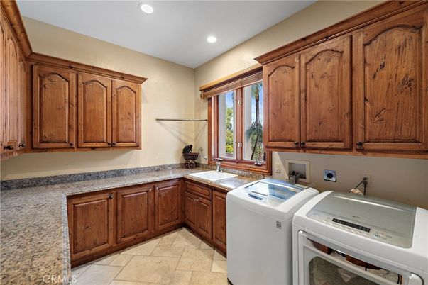 Interior, Recessed Lighting, Washer
