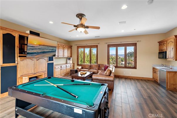 Billiard Table, Game Room, Interior, Living room, Recessed Lighting, Wood Texture Flooring