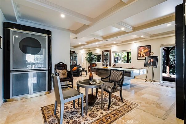 Game Room, Interior, Recessed Lighting