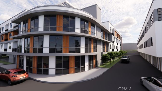 Exterior, Facade, Modern