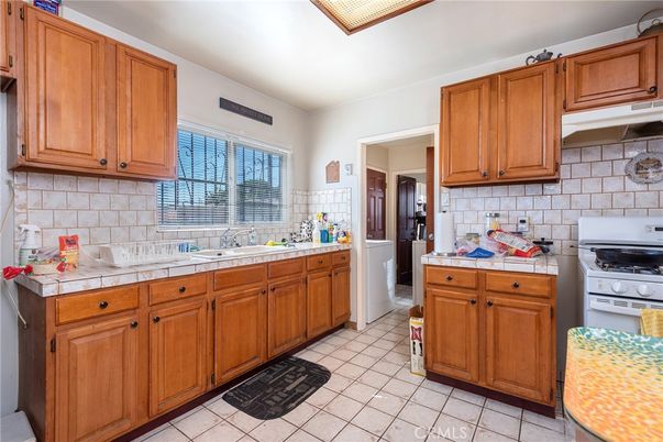 Interior, Kitchen, Tile Countertops