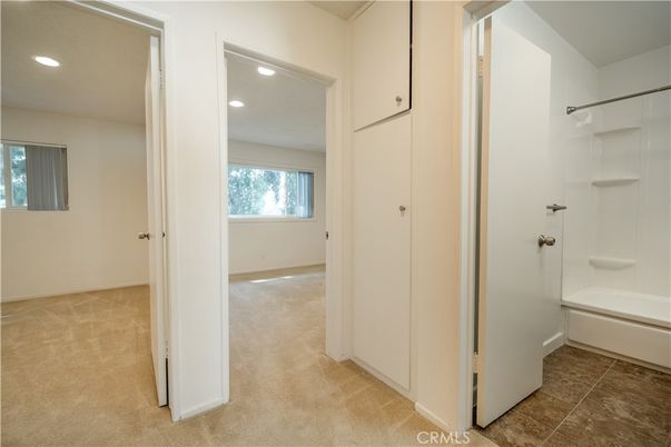 Bathroom, Empty room, Interior, Recessed Lighting