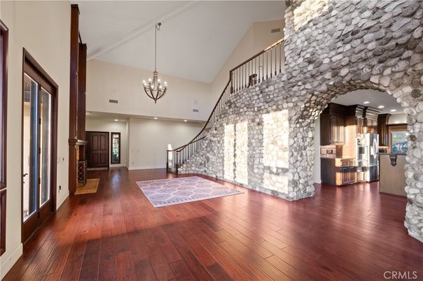 Chandelier, Interior, Kitchen, Pendant Lights, Recessed Lighting, Stone Walls, Wood Texture Flooring