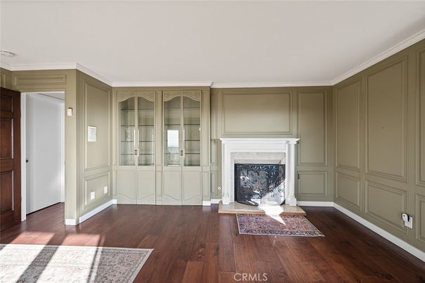 Empty room, Fireplace, Interior, Wood Texture Flooring