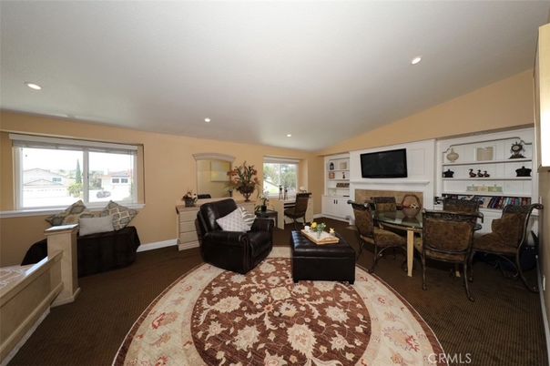 Dining room, Interior, Living room, Recessed Lighting