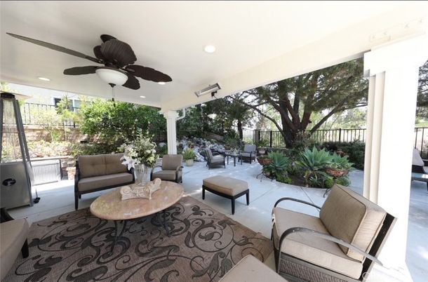Exterior, Recessed Lighting