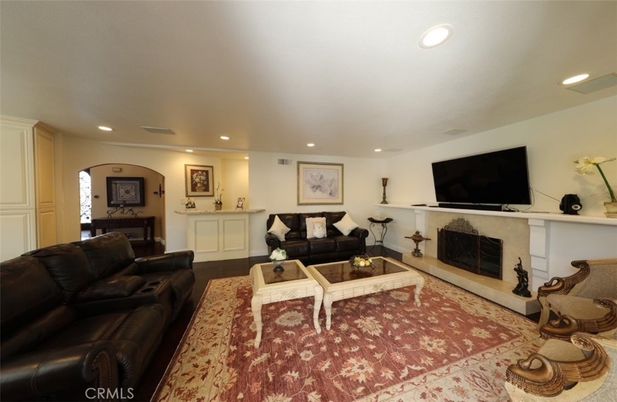 Fireplace, Interior, Living room, Recessed Lighting