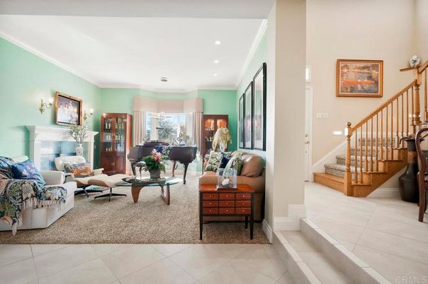 Fireplace, Interior, Living room, Piano, Recessed Lighting